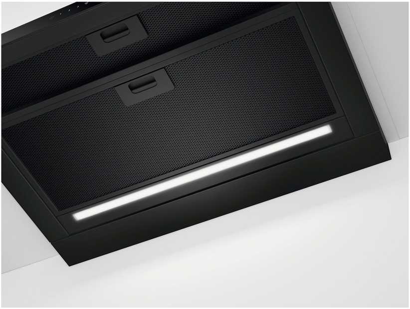 Gartraukis Electrolux LFP816K liesituuletin, musta