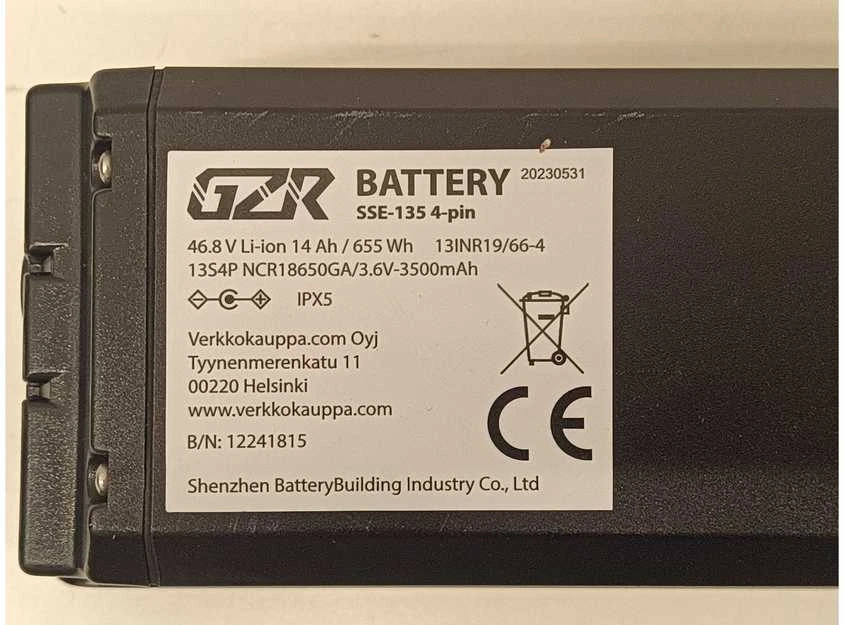 GZR Juodas Raw 3.0 655 Wh SSE-135 akku