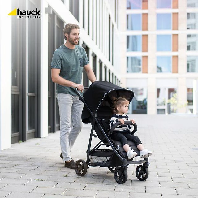Hauck Rapid 4 rattaat, Juodas