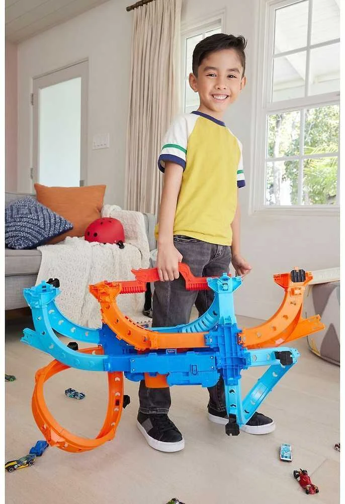 Hot Wheels Mattel HW rinkinys „Susidurimas kilpose“