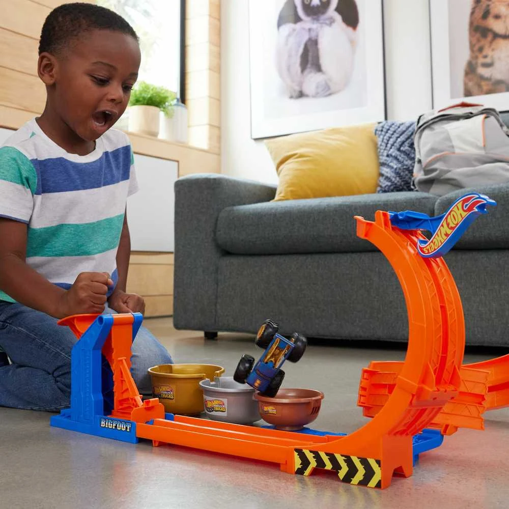 Mattel HOT WHEELS MONSTER TRUCKS rinkinys – Trofėjų iššūkis (JBX64)
