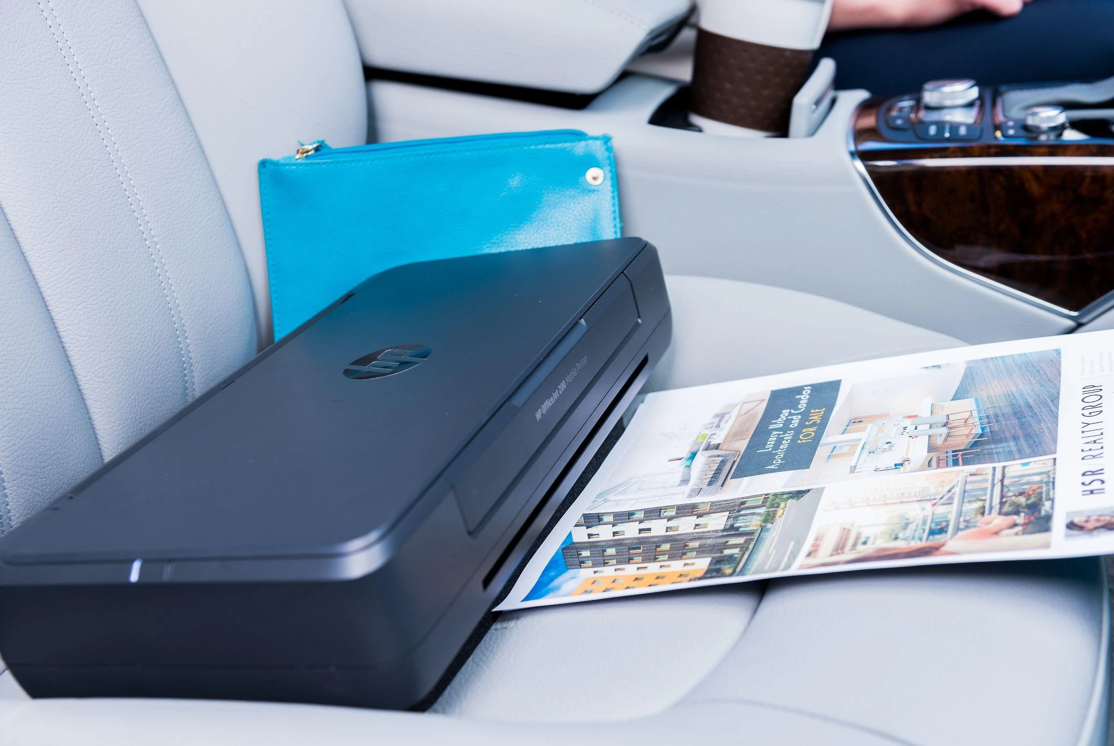 Hewlett Packard (HP) HP Officejet 200 Mobile Spausdintuvas spalvotas rašalinis A4 1200x1200 dpi 20 psl./min. nespalvotas 19 psl./min. spalvotas 50 lapų USB Wi-Fi