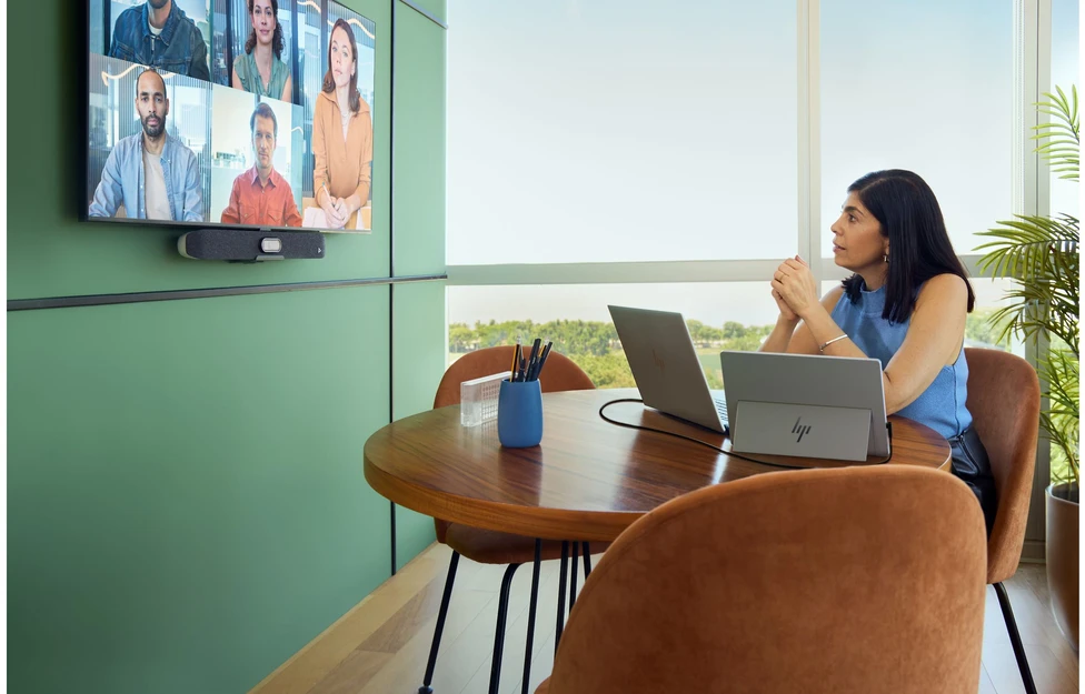 HP 514pn 5 serijos „Pro“ nešiojamasis monitorius – 14,36 colio, 2560 x 1600 WQXGA, 16:10, 75 Hz, 400 nitų AG, IPS, 2 USB-C, pakreipimo funkcija, 3 matmenys (pakeičia E14 G4)