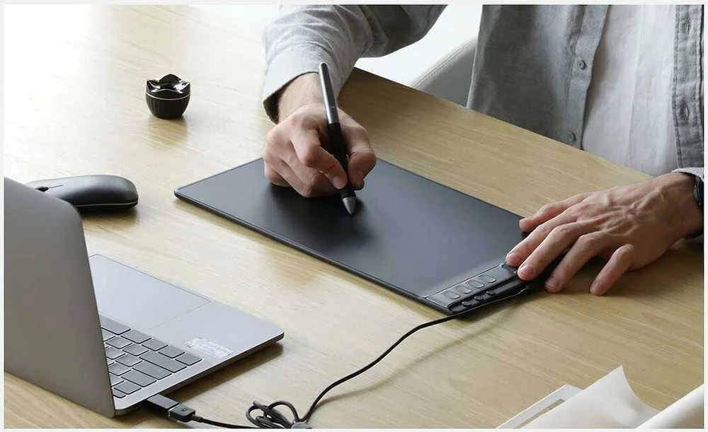 Huion Grafikos Planšetė - Inspiroy 2L, Juodas
