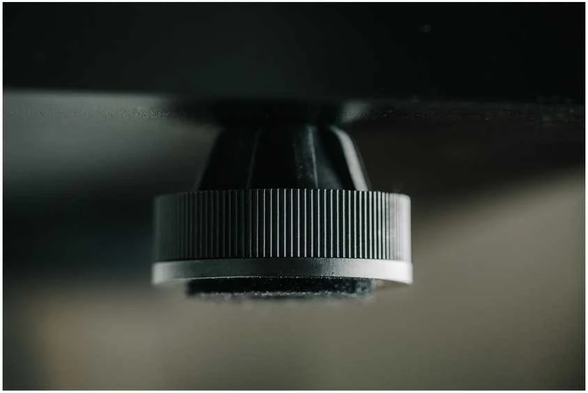 Pro-Ject E 1.2 levysoitin, pähkinä