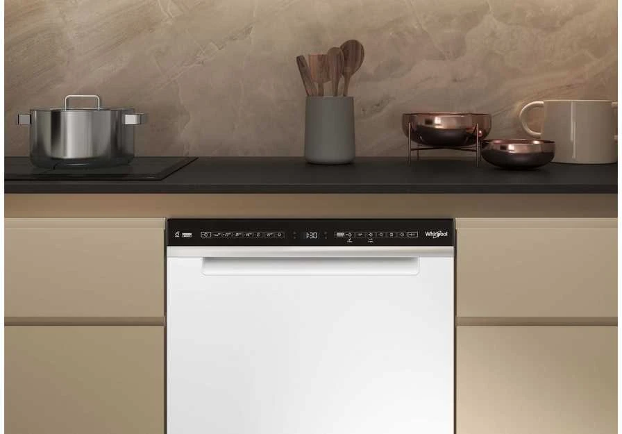 Indaplovė Whirlpool W7U HS41 astianpesukone, valkoinen
