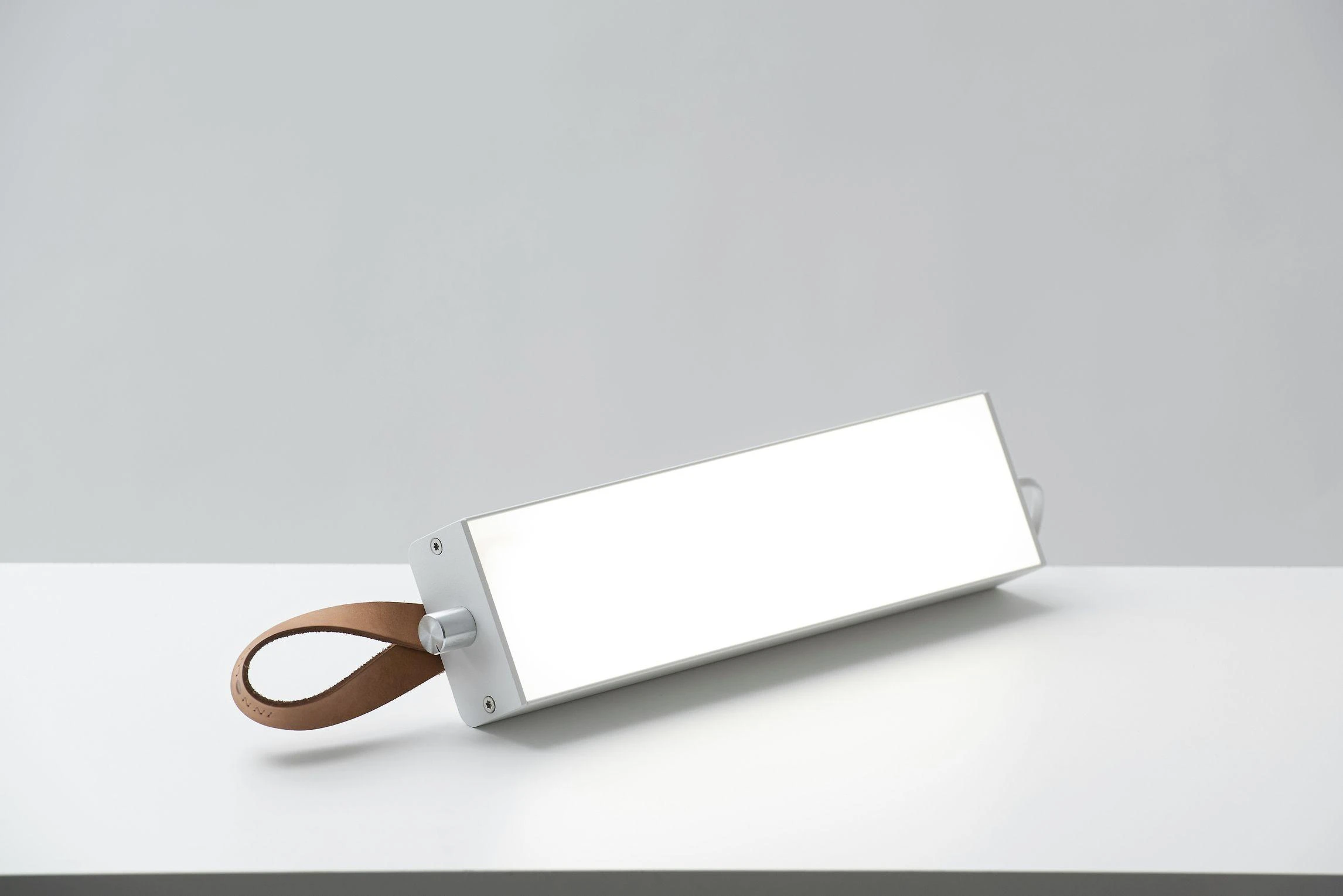 Woodwick Innolux Brightness Mini DTW ryški šviesa