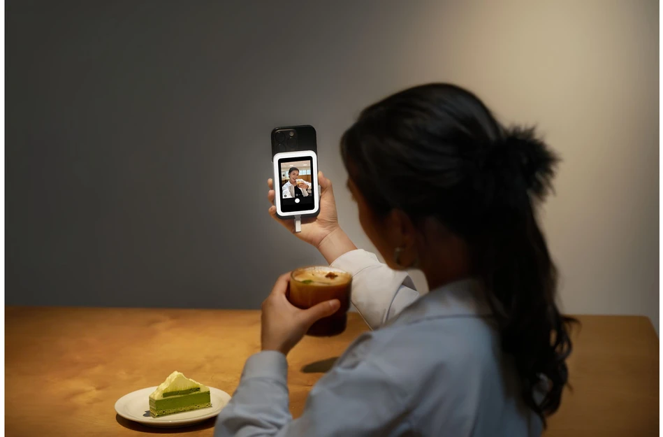 „Insta360“ – asmenukių fotografavimas su apšvietimu