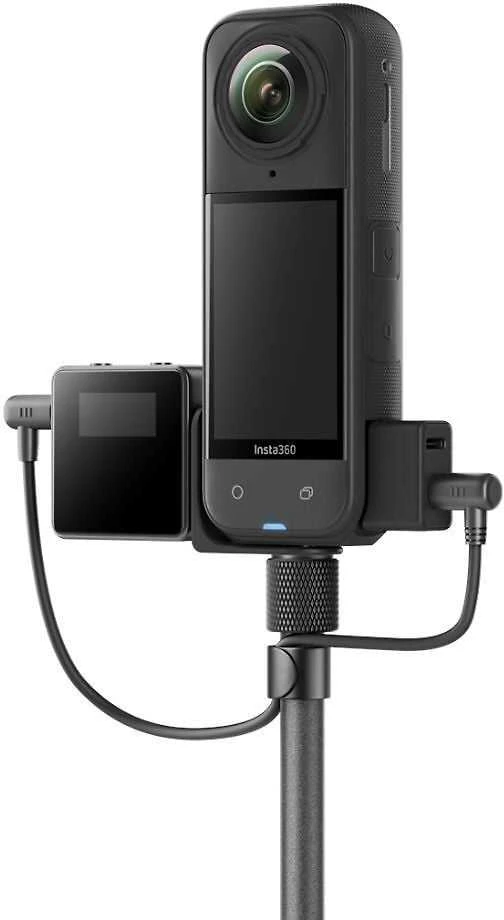 „Insta360 X5“ laikiklis su nematomu mikrofonu ir šaltuoju lizdu