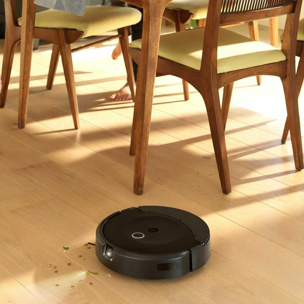 Dullkių siurblys - robotas  iRobot Roomba Combo 10 Max  su  AutoWash stotimi, Juodos spalvos
