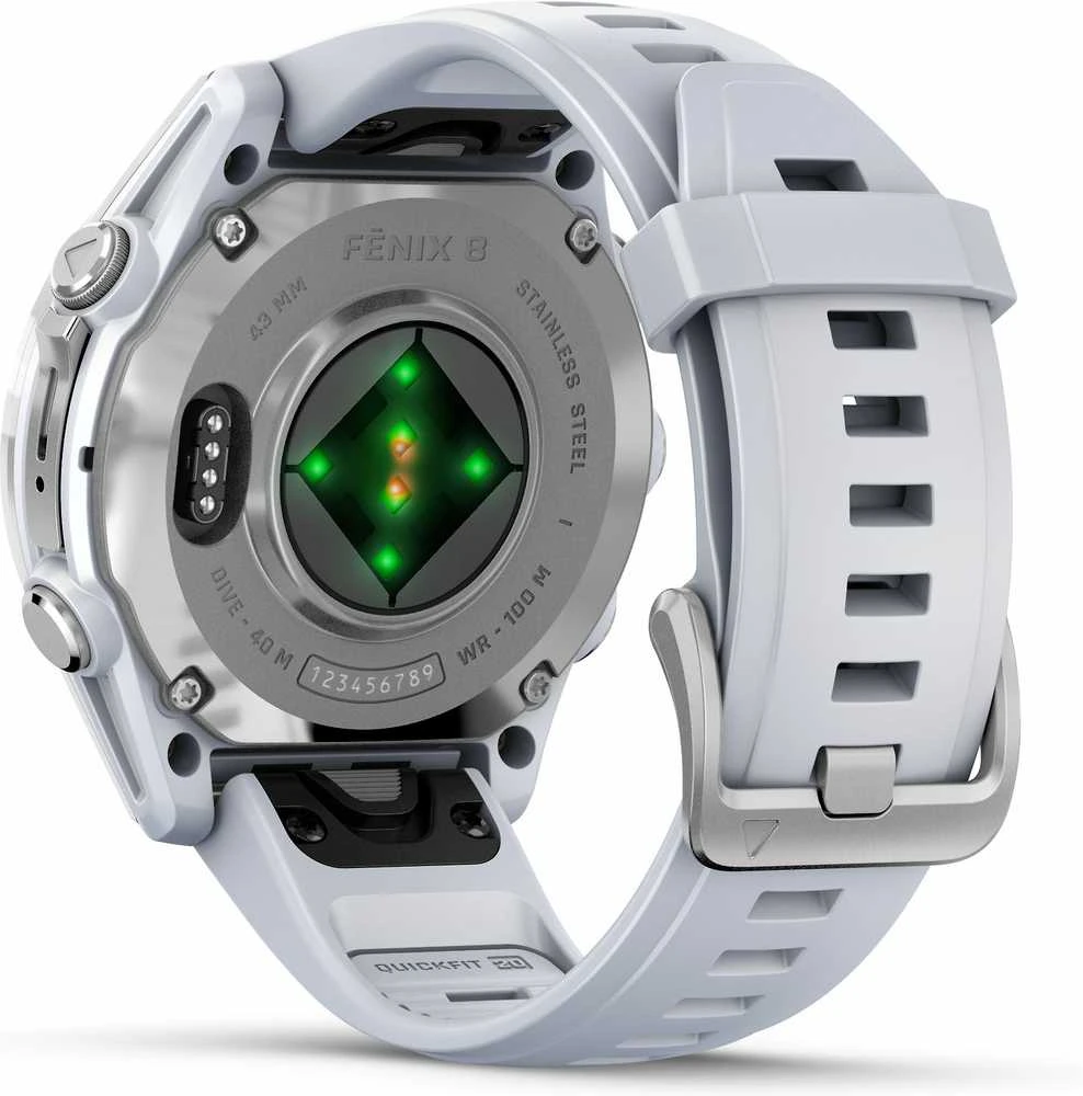 Išmanusis laikrodis Garmin Fenix 8 – 43 mm, AMOLED Sidabrinės spalvos korpusas su baltojo akmens spalvos silikoniniu dirželiu