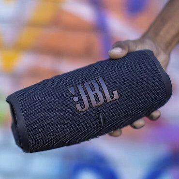 JBL Charge 5 nešiojama kolonėlė, Juoda