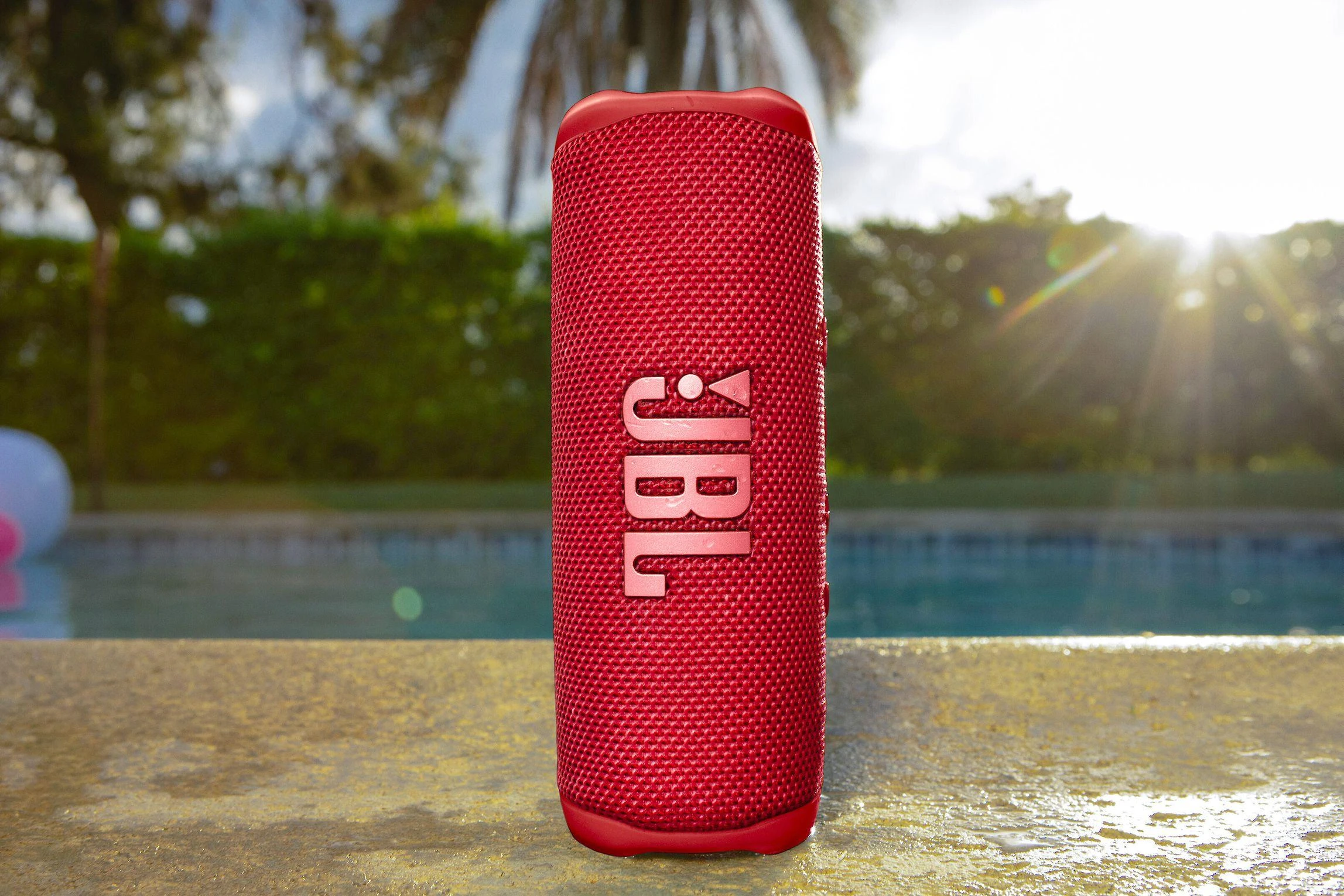 JBL Flip 6 Nešiojama vandeniui atspari kolonėlė - raudona