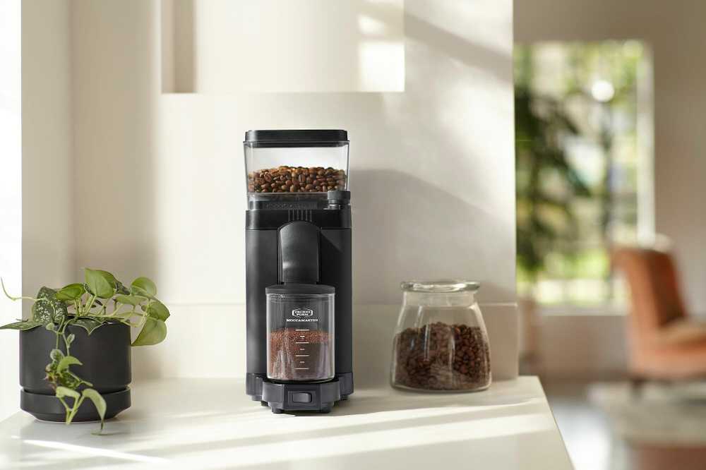 Kavamalė Moccamaster KM5 Matt Juodas electric grinder - juodas