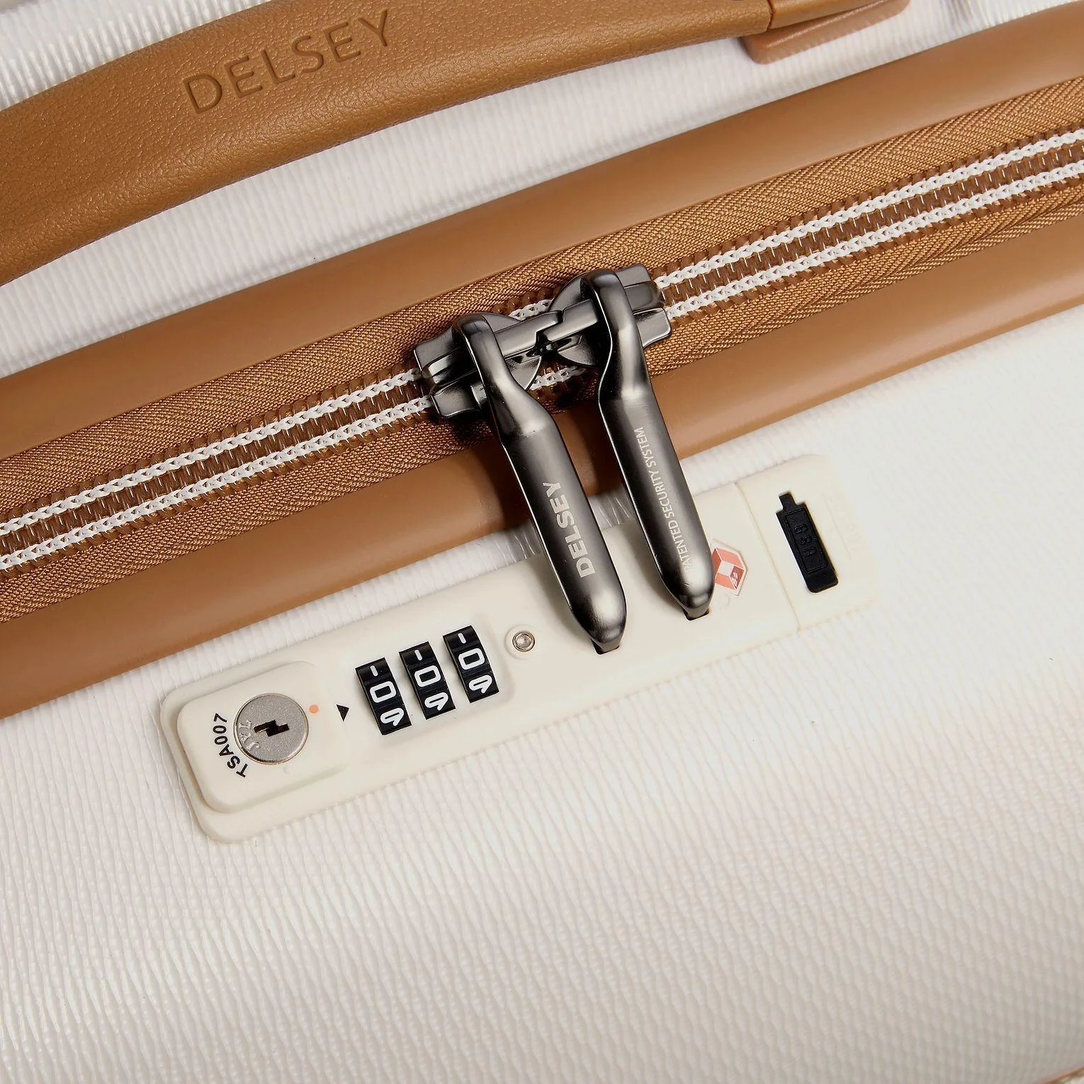 Kelioninis Delsey Chatelet Air 2.0 55 cm -matkalaukku, valkoinen