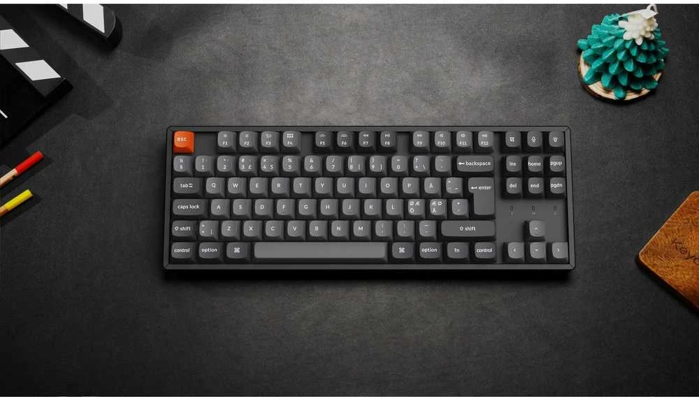 Klaviatūra Keychron K8 Max, su laidu & Wireless, USB + RF belaidė + Bluetooth, Mechaninė, QWERTY, RGB LED, Juodas