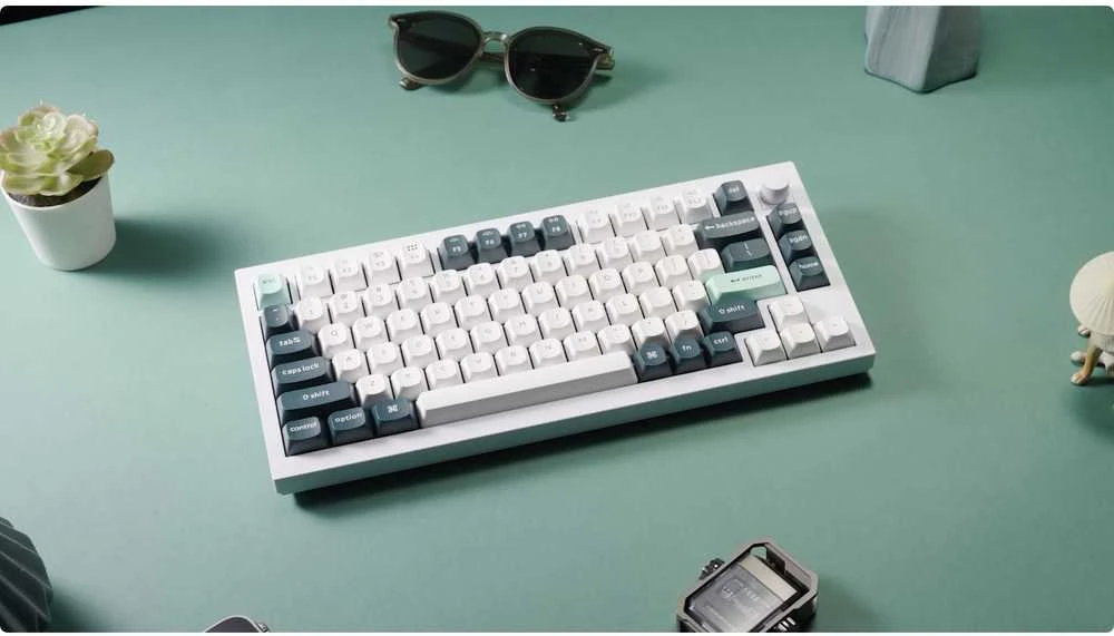 Klaviatūra Keychron Q1 HE, su laidu & Wireless, USB + RF belaidė + Bluetooth, Magnetic-mechaninė key switch, QWERTY, RGB LED, Baltas