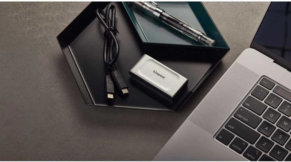 Kietasis diskas KINGSTON 4TB PORTABLE SSD XS2000
