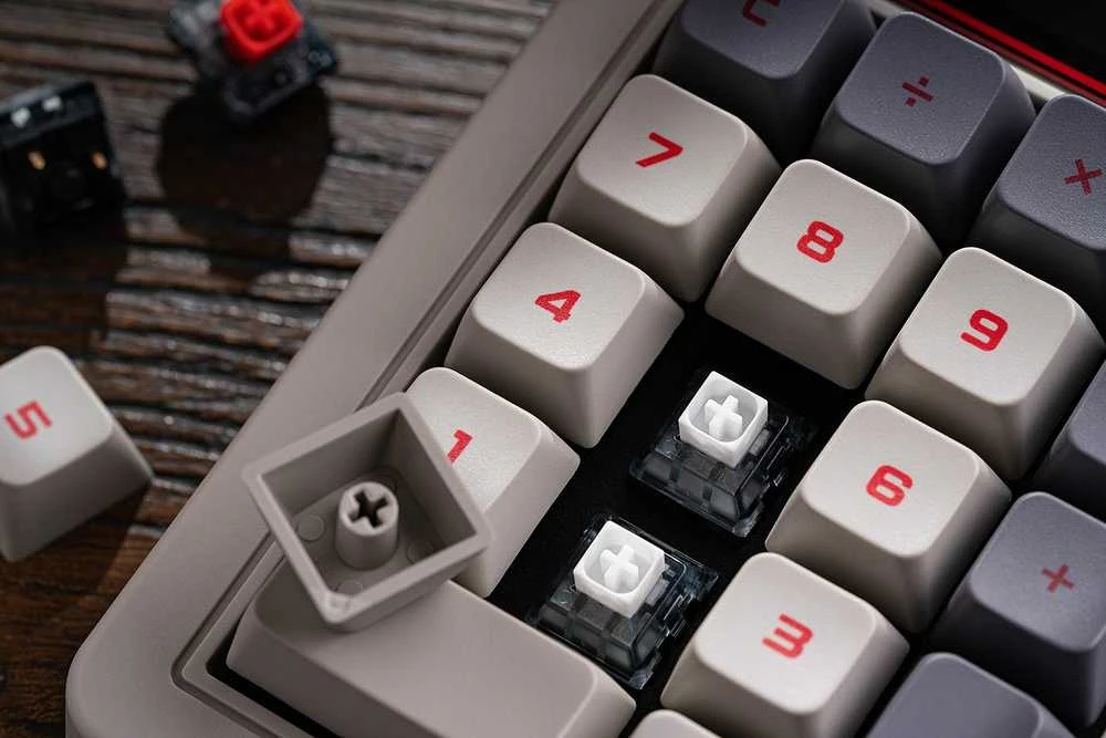 8BitDo mechaninė skaitmeninė klaviatūra su kalkuliatoriaus režimu, Bluetooth, laidinė, Windows ir Android, N Edition