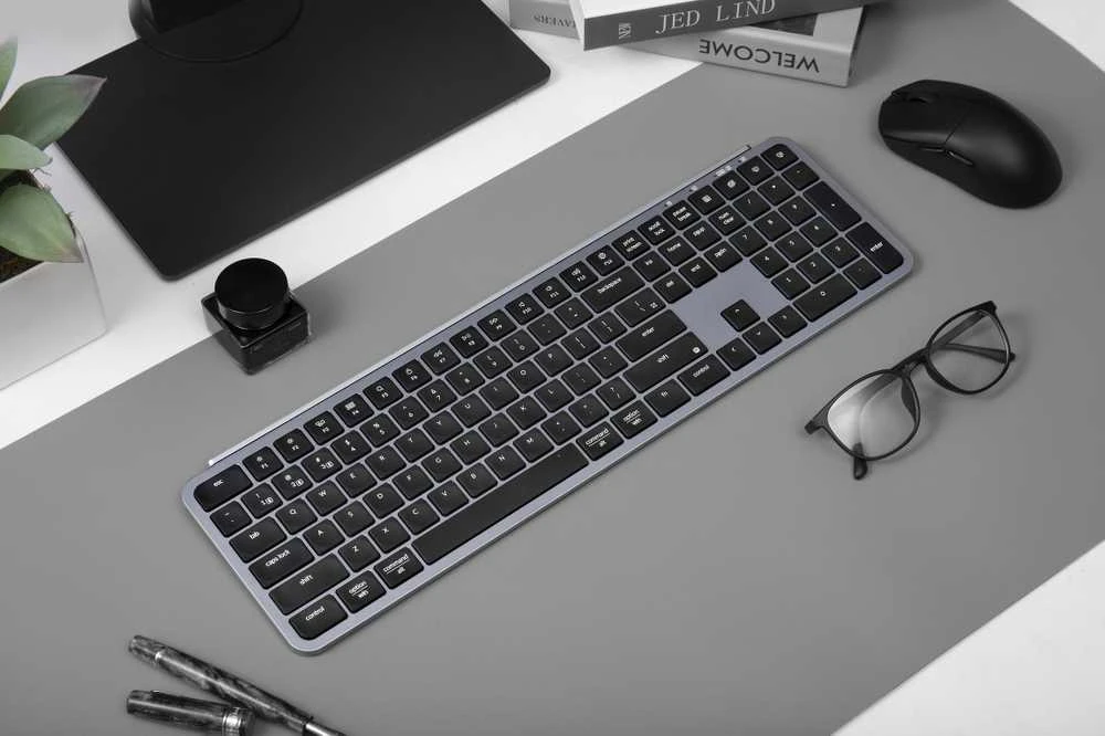 Klaviatūra Keychron B6 Pro Ultra-Slim langaton näppäimistö