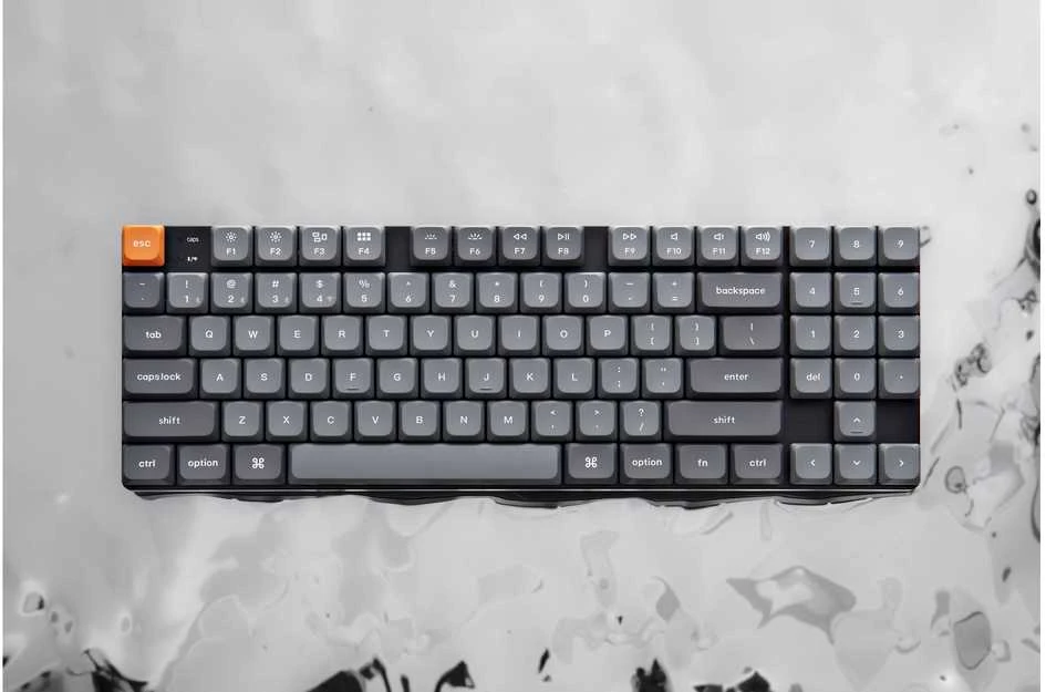 Klaviatūra Keychron K13 MAX belaidis trijų režimų karštojo keitimo QMK/VIA Gateron žemo profilio rudas