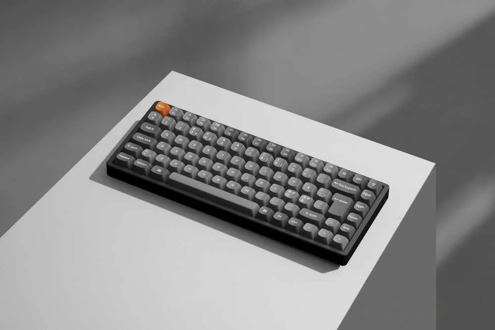Klaviatūra Keychron K2 Max, su laidu & Wireless, USB + RF belaidė + Bluetooth, Mechaninė, QWERTY, RGB LED, Juodas, Pilkas