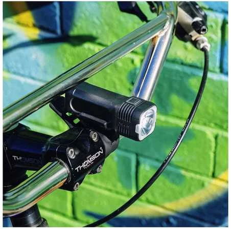 Knog Blinder 400 Set Blinder 400 Lumen + Plus 20 valaisinsetti