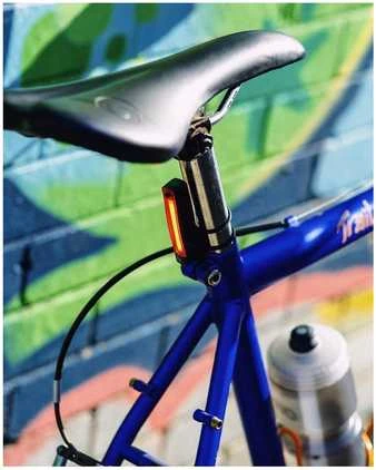 Knog Blinder 400 Set Blinder 400 Lumen + Plus 20 valaisinsetti