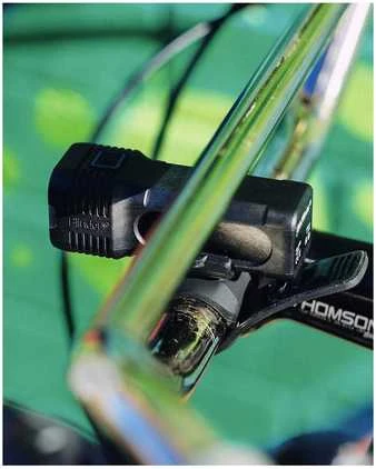 Knog Blinder 400 Set Blinder 400 Lumen + Plus 20 valaisinsetti