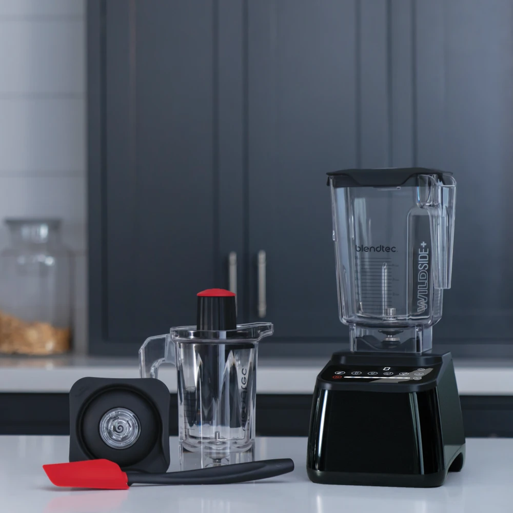 Kokteilinė Blendtec Designer 650, juoda