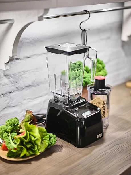 Kokteilinė Blendtec Designer 650, juoda