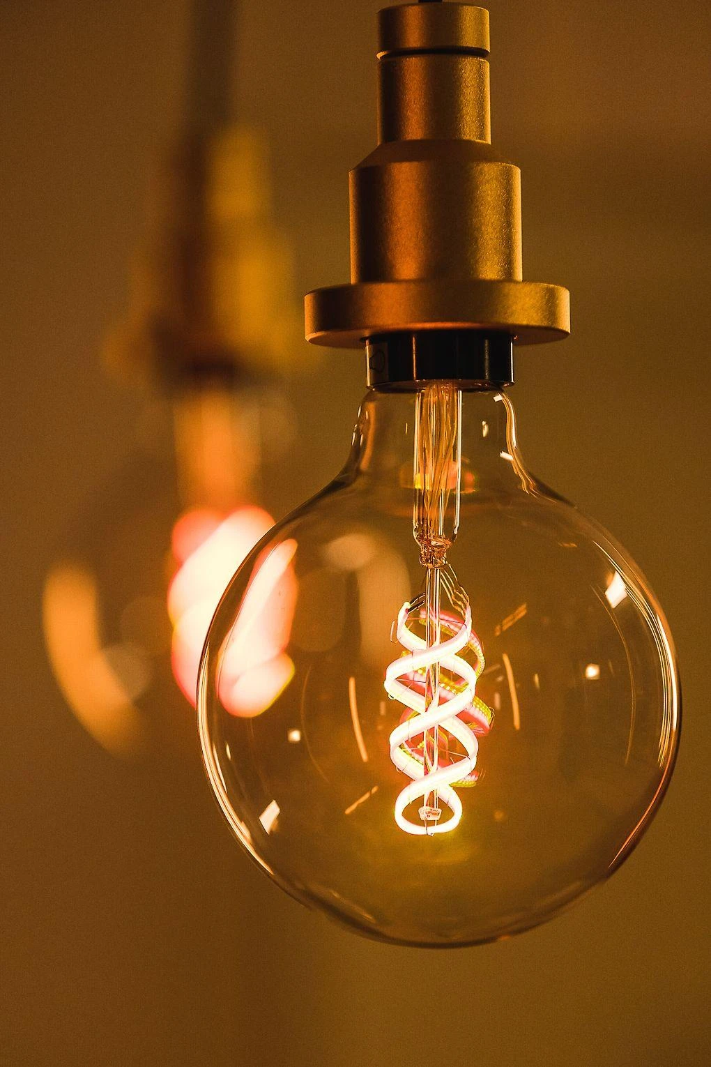 Ledvance 4,5W LED lemputė SMART+ Filament Globe RGBW 30, E27, 2700K