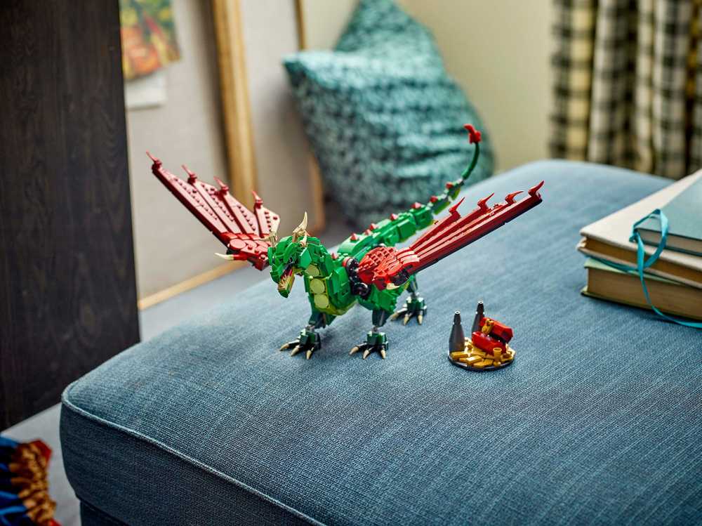 LEGO® Creator 3in1 Viduramžių drakonas (31161)