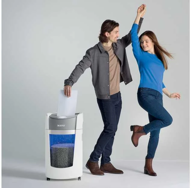 Dokumentų naikiklis Leitz IQ OptiMax Office P5, 35L, baltas