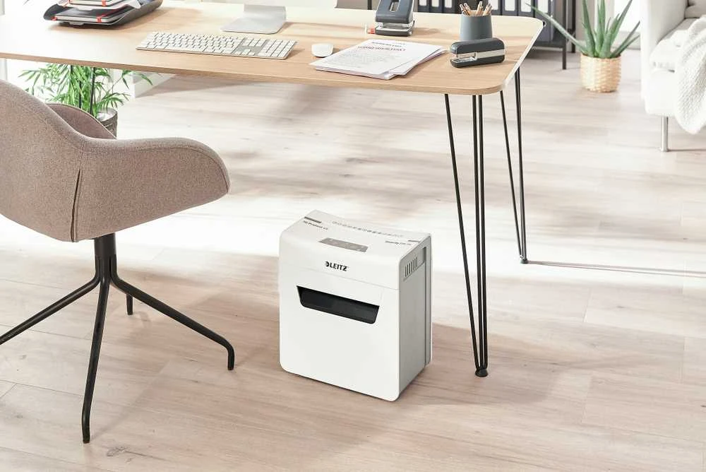 Dokumentų naikiklis LEITZ IQ Protect Premium 6X P4