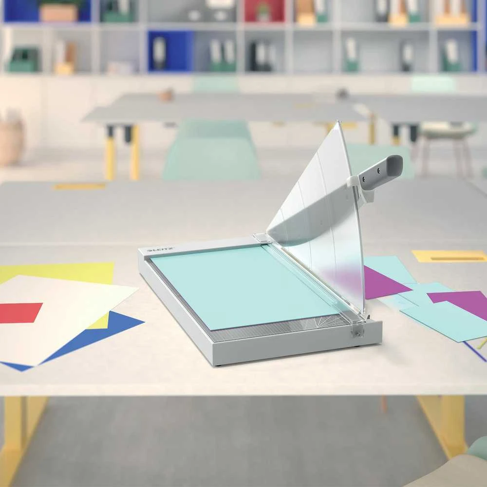 Giljotina LEITZ Precision Office A3