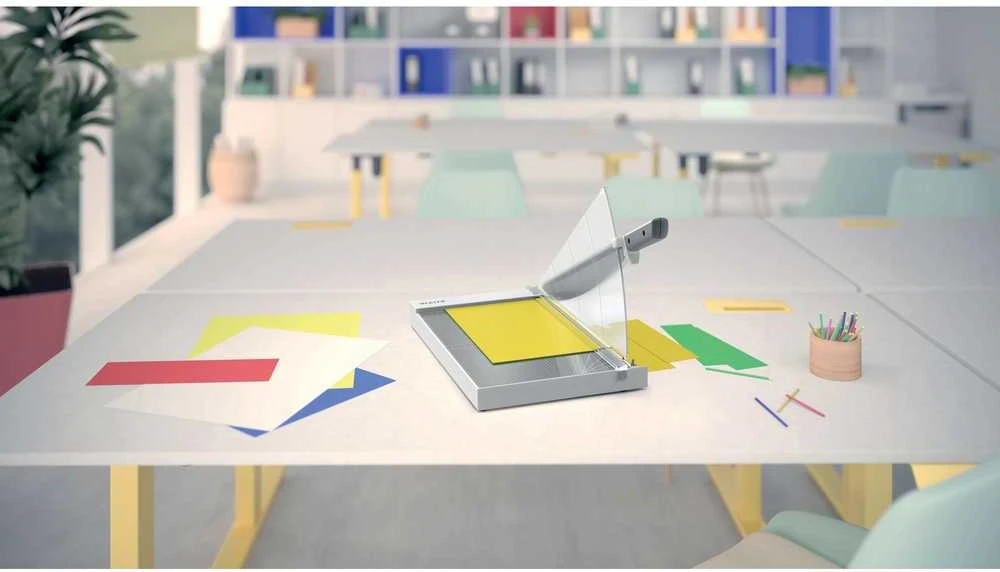 Giljotina LEITZ Precision Office A4+