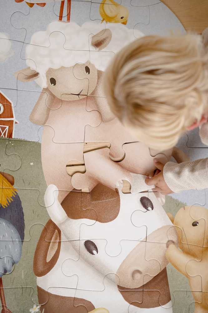Little Dutch Didelė dėlionė Kaime 42 dalių