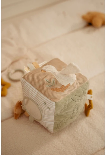 Little Dutch Minkštas lavinamasis kubas ‘Newborn Naturals’