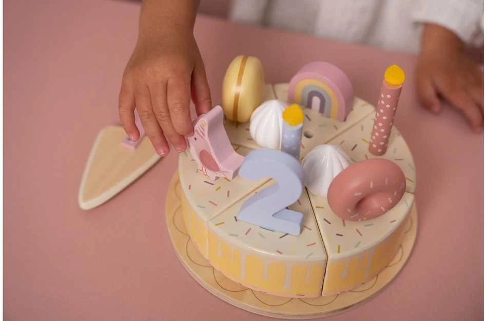 Medinis gimtadienio tortas Little Dutch, rausvas