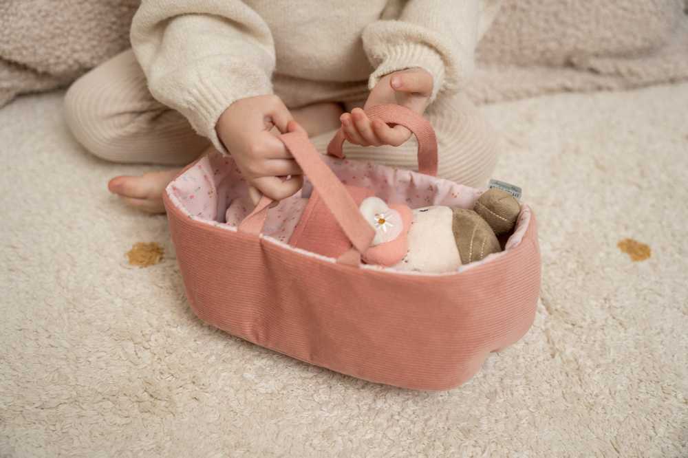 Minkšta lėlytė kūdikėlis Rosa su priedais Little Dutch