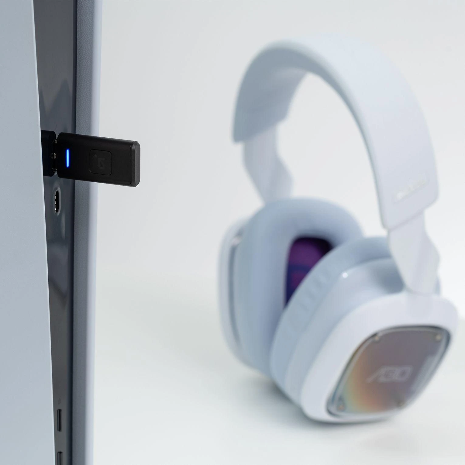 Ausinės Logitech A30 – Kryžius/VIOLETINĖ – EMEA –