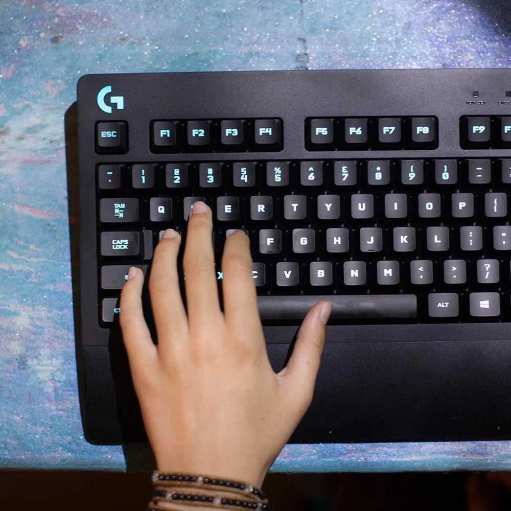 Žaidimų Klaviatūra Logitech G213 Prodigy RGB, US išdėstymas
