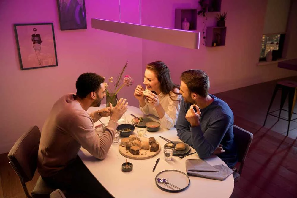 Pakabinamas šviestuvas Philips Hue Ensis pakabukas baltas 79W 24V | 79 W | Baltas ir Color Ambiance 2000-6500K