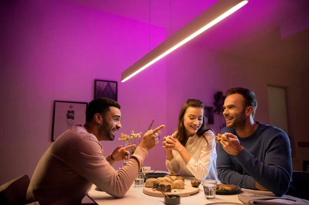 Pakabinamas šviestuvas Philips Hue Ensis pakabukas baltas 79W 24V | 79 W | Baltas ir Color Ambiance 2000-6500K