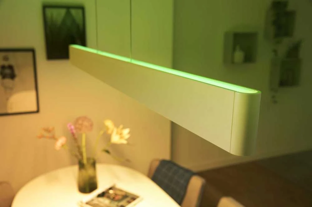 Pakabinamas šviestuvas Philips Hue Ensis pakabukas baltas 79W 24V | 79 W | Baltas ir Color Ambiance 2000-6500K