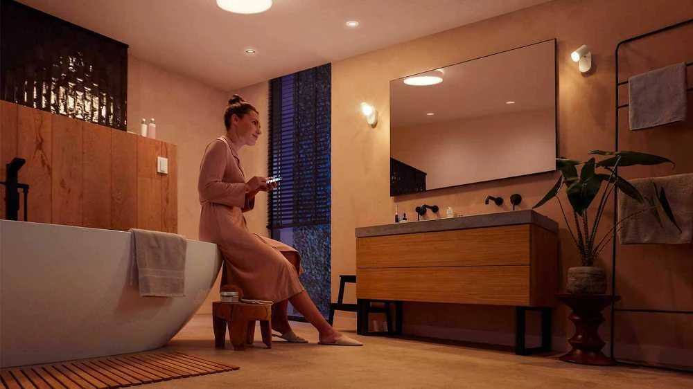 Lubinis šviestuvas Philips Hue Devere M lubos baltos