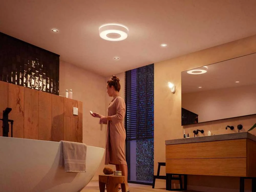 Lubinis šviestuvas Philips Hue WACA Xamento M LED lubų šviestuvas 33,5 W baltas
