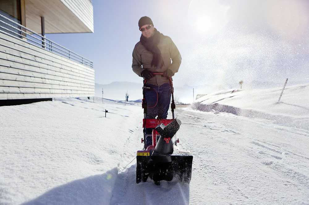 Sniego pūstuvas SnowLine 46 E 112932 AL-KO