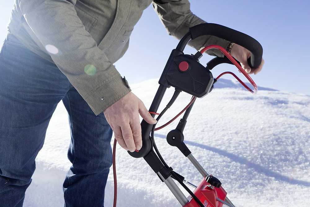 Sniego pūstuvas SnowLine 46 E 112932 AL-KO